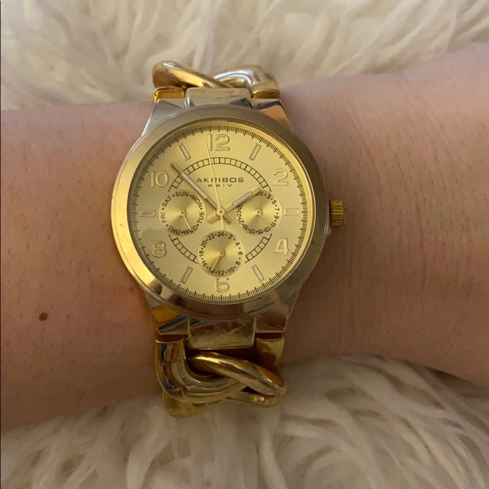 Aakribos XXIV | Gold Watch